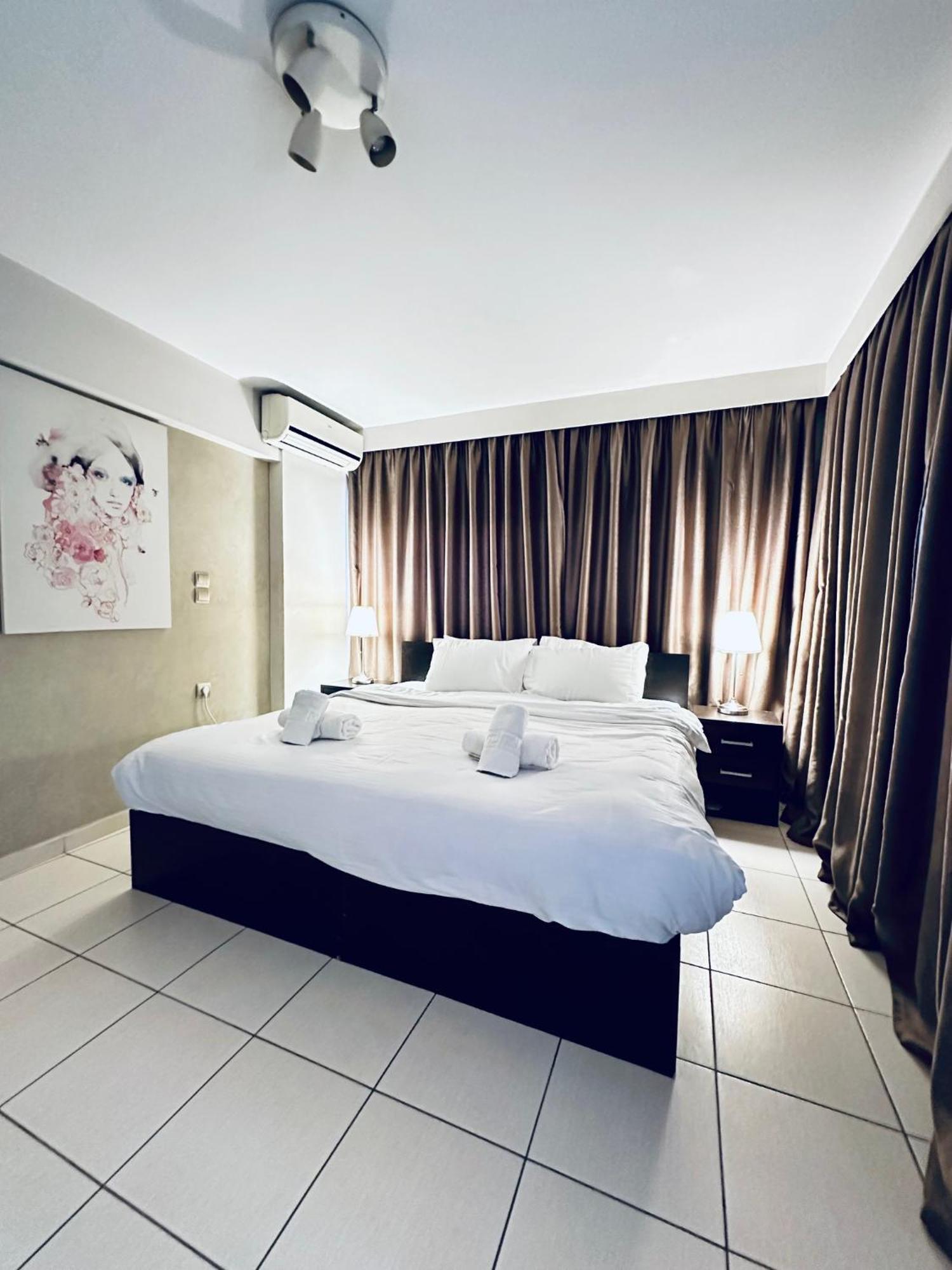 Mc Queen Rooms & Apartments Atenas Exterior foto