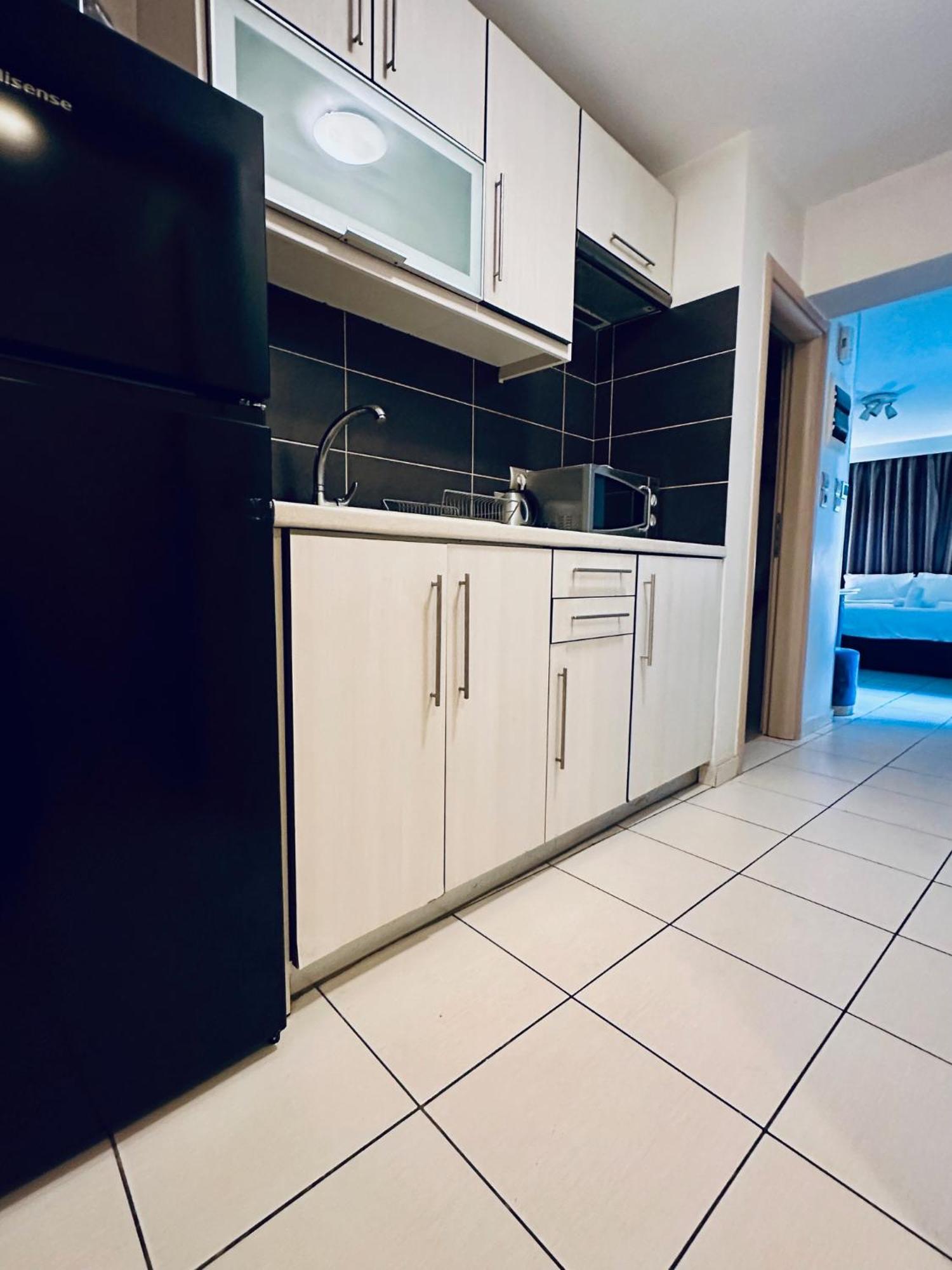 Mc Queen Rooms & Apartments Atenas Exterior foto